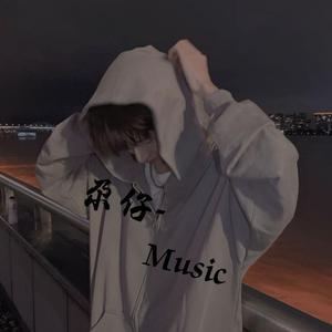 女友被群交成公厕性奴
